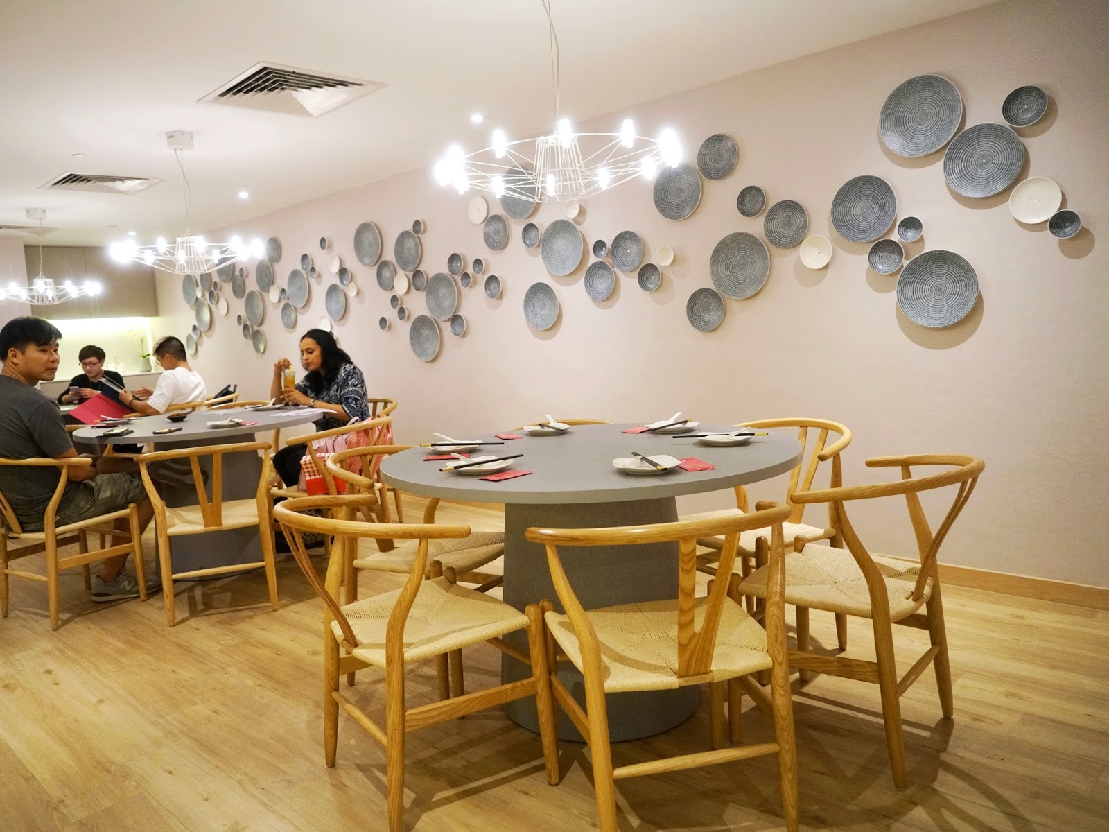 PinkyPiggu Lotus Kitchen Chinatown Point Contemporary Vegetarian