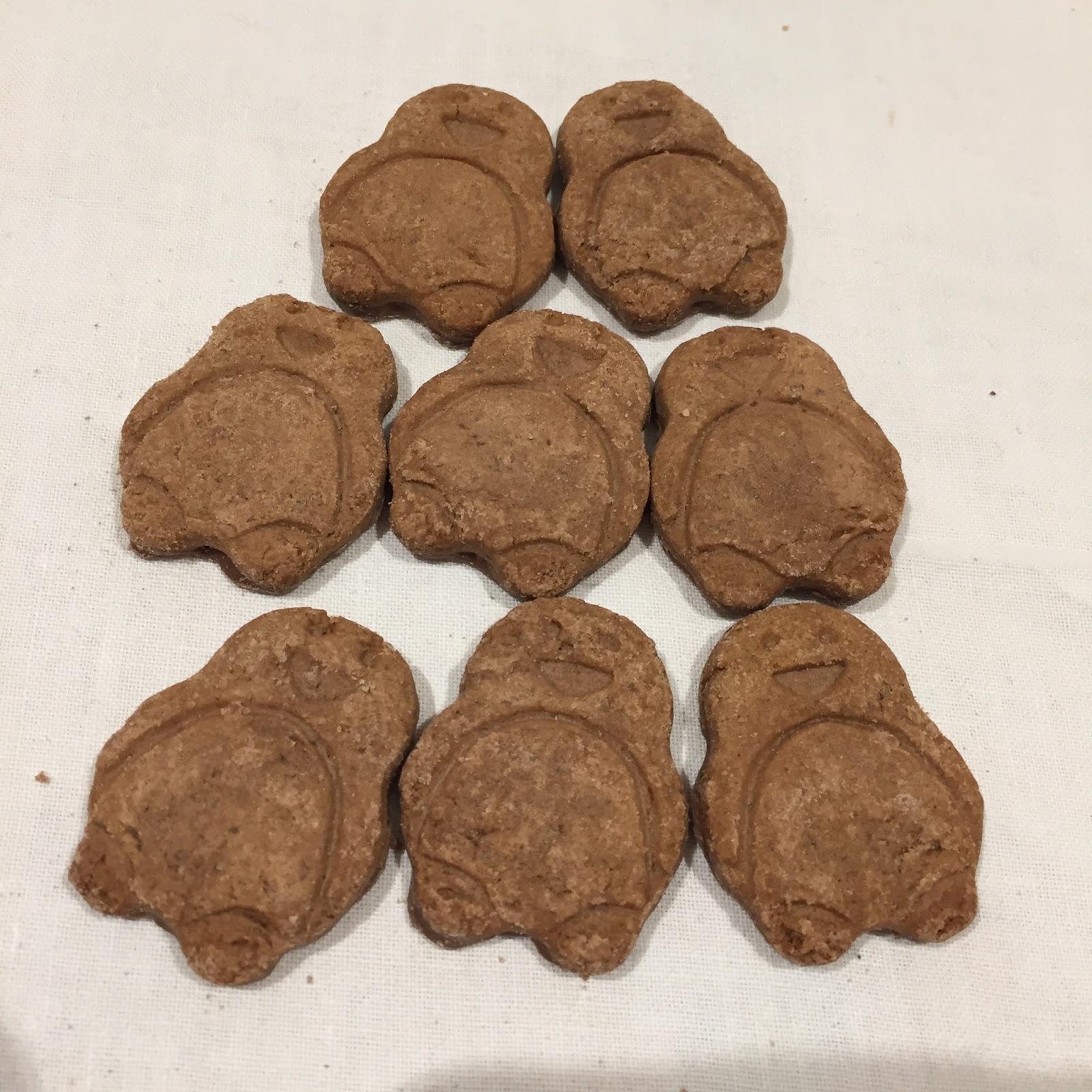 Archived Reviews From Amy Seeks New Treats NEW! McVities Mini Penguins