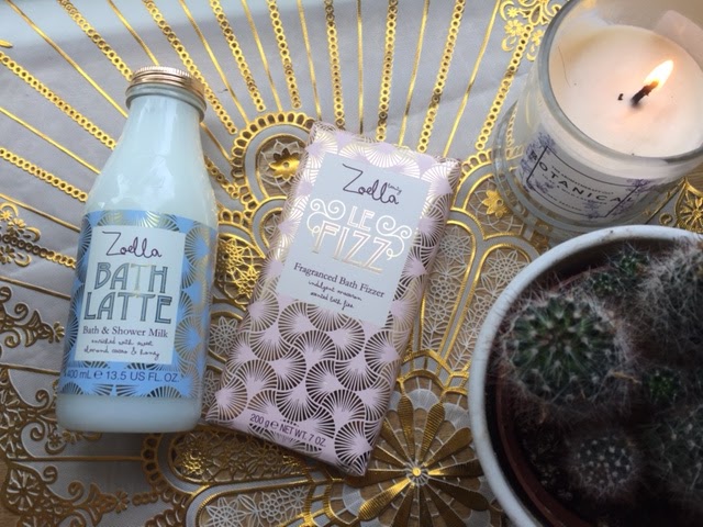 Zoella Beauty Bath Latte Milk Le Fizz Fragranced Bath Fizzer