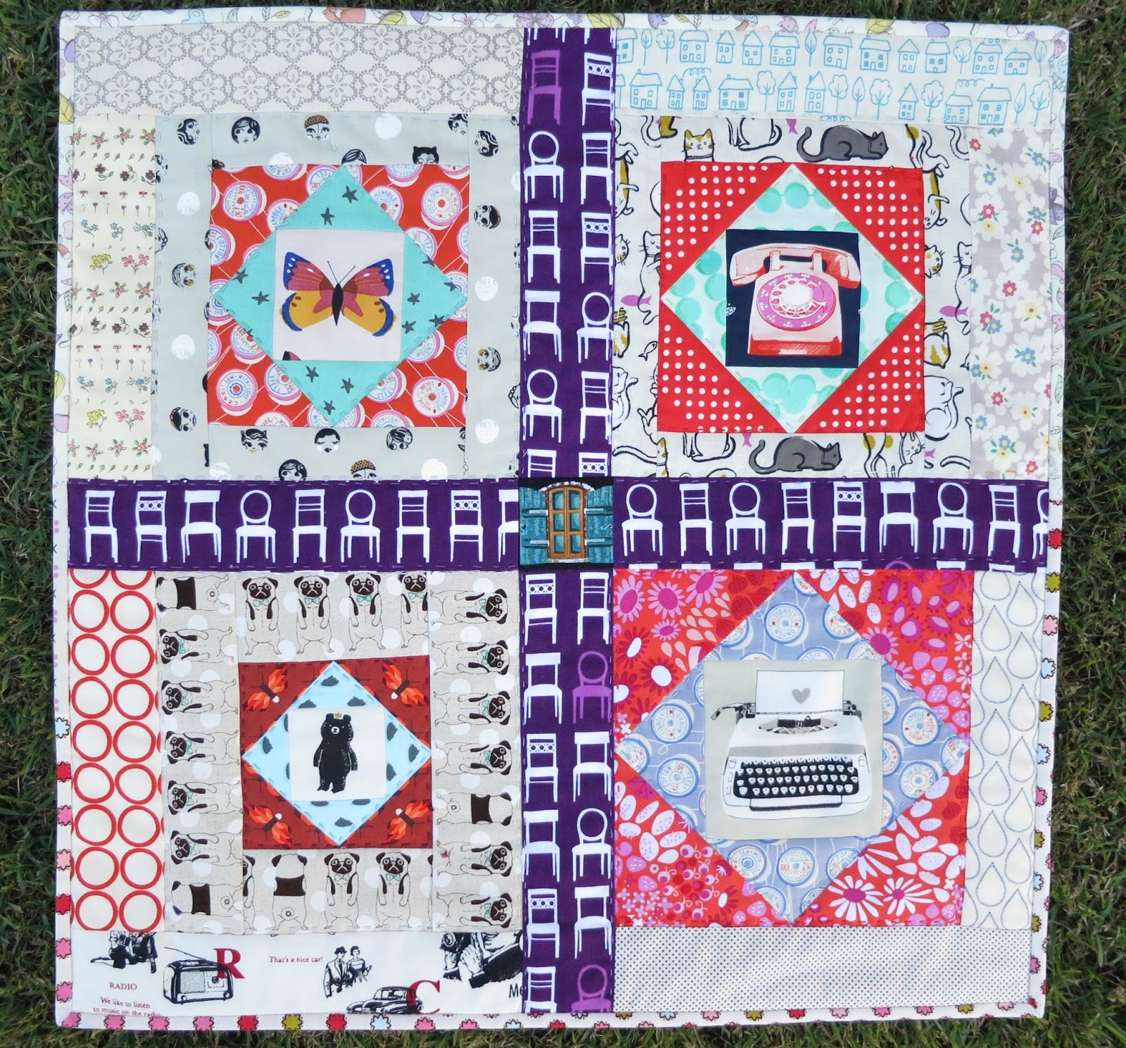 catandvee: 'There's a Bear in There' - Marti Michell Mini Quilt Blog Hop