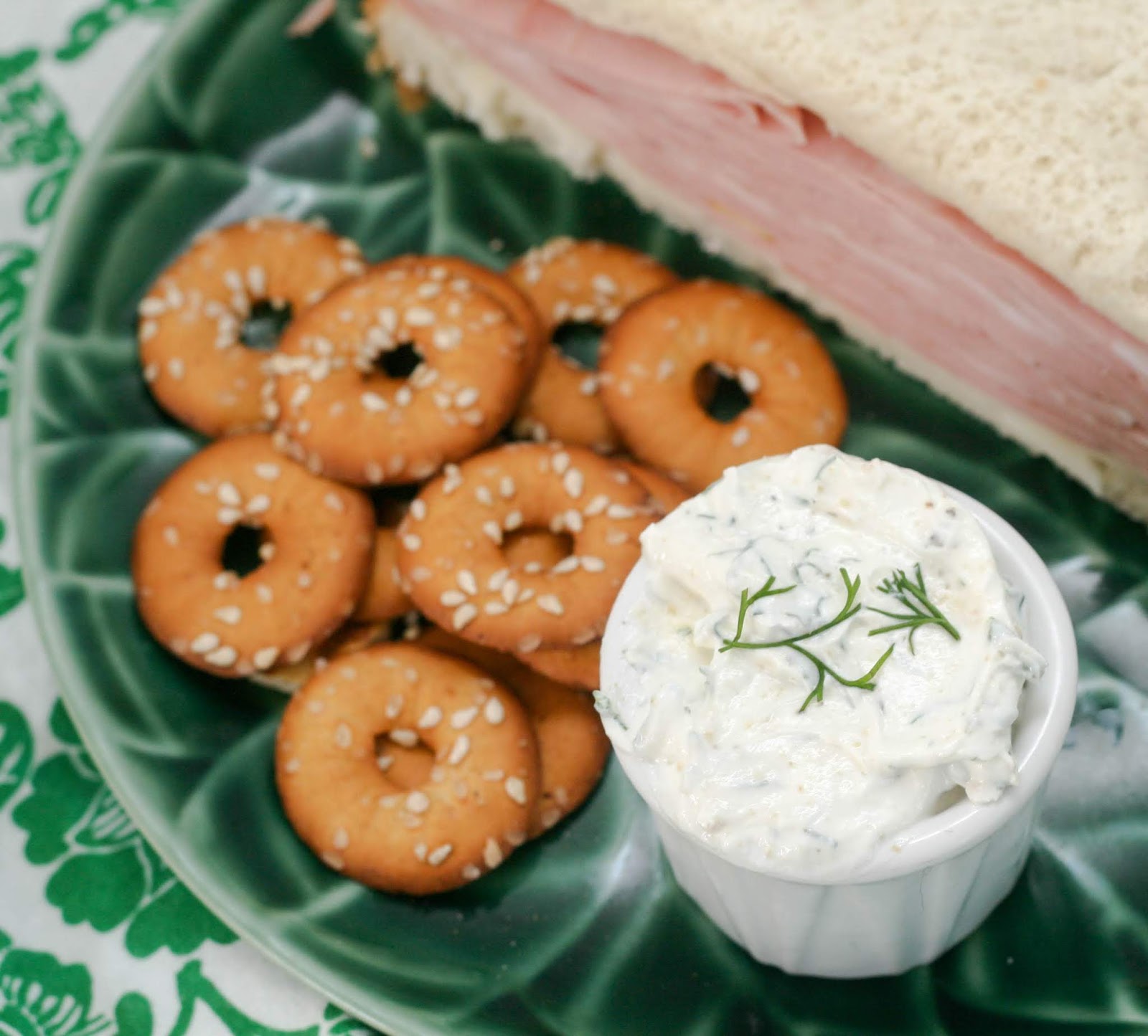 Dill Feta Ranch Dip Coconut & Lime