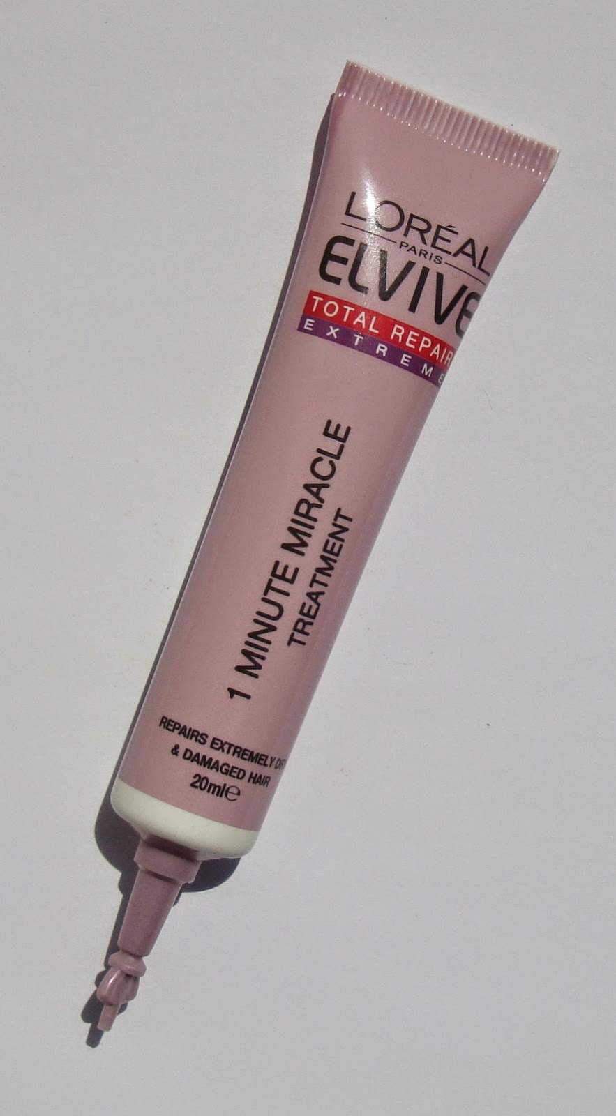 little white truths L'Oreal Elvive Total Repair Extreme 1 Minute