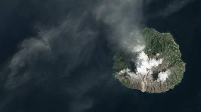 Erupciones volcánicas vista desde espacio