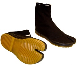 Shoes With Toes Separated