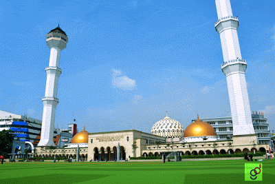 Keren dan Mewah! Inilah 6 Mesjid yang Terdapat di Kota Bandung dan ……
