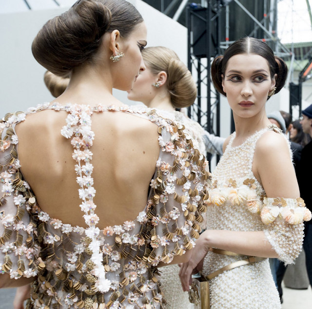 chanel-couture-show-croissant-hairstyle-sam-mcknight-coolchicstylefashion