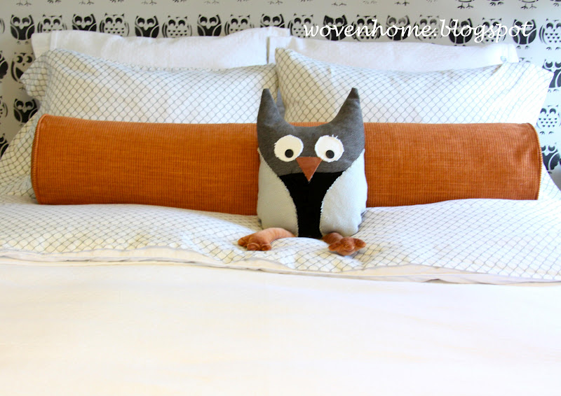 Woven Home Long Lumbar Pillow Tutorial