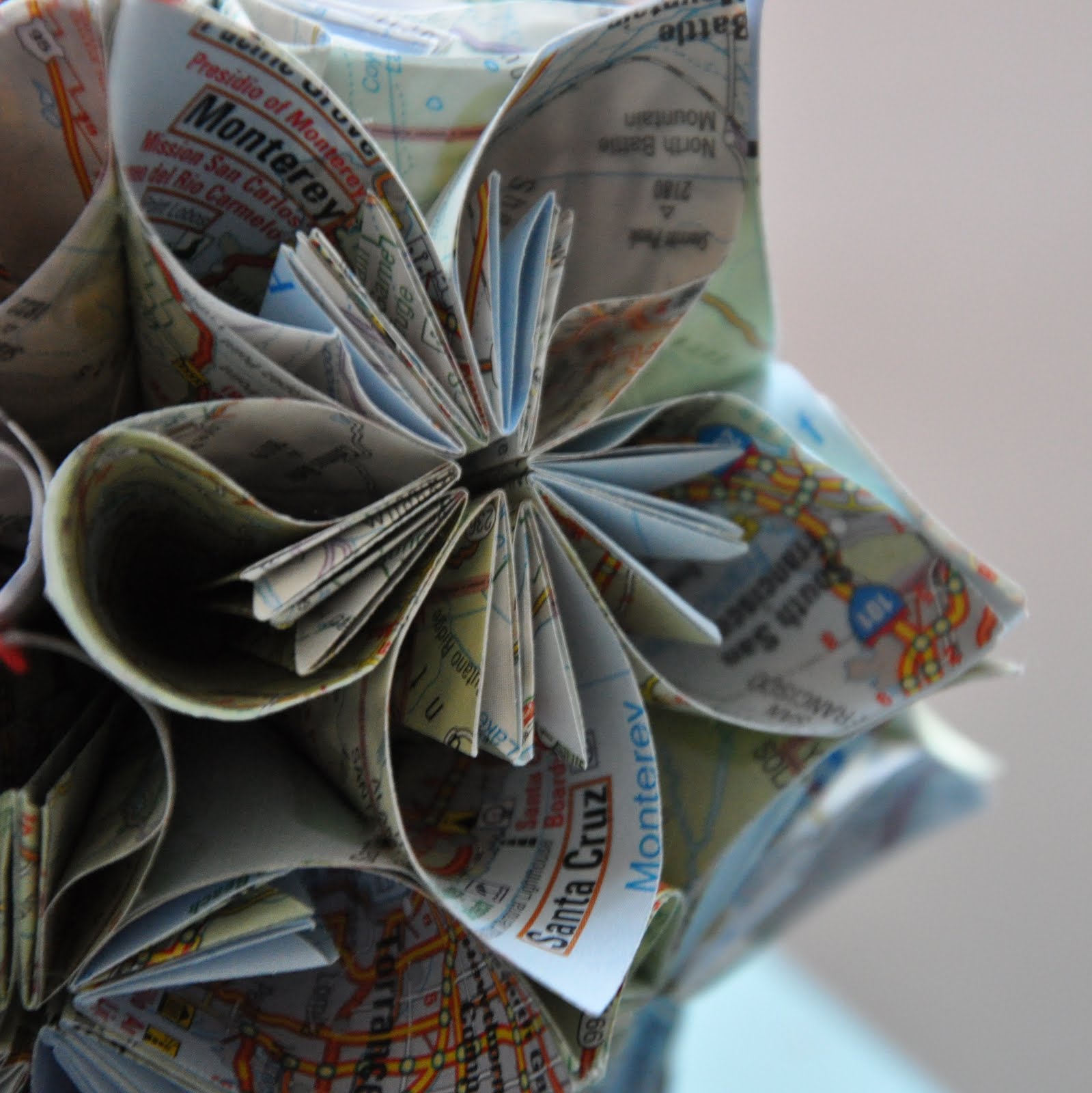 makey vicky origami flower ball