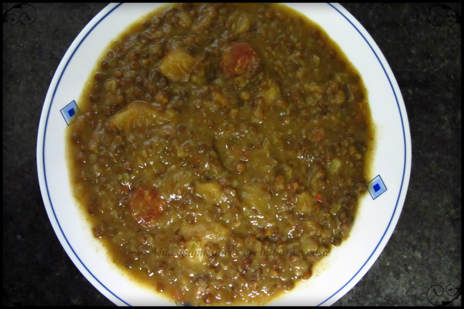 Unas calentitas lentejas con chorizo para este frío Unas calentitas lentejas con chorizo para este frío