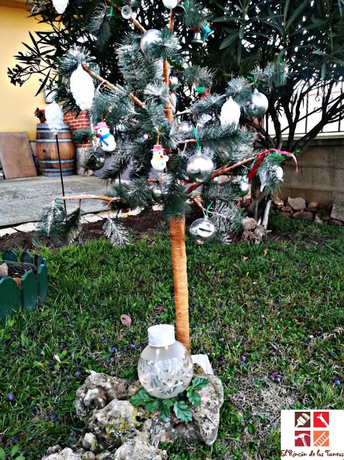 decoración navideña con una tulipa