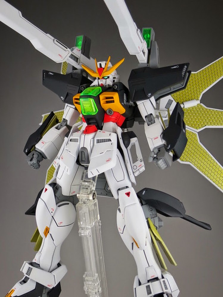 BANDAI GUNDAM MASTER GRADE MG 1/100 GUNDAM DOUBLE X