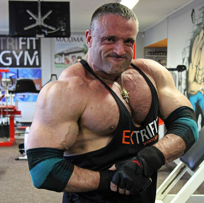 Muscle Lover May 2013