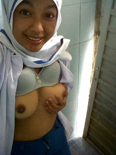 Gambar Bogel Jilbab SMA Kirim Foto Lewat BBM   Melayu Boleh.Com