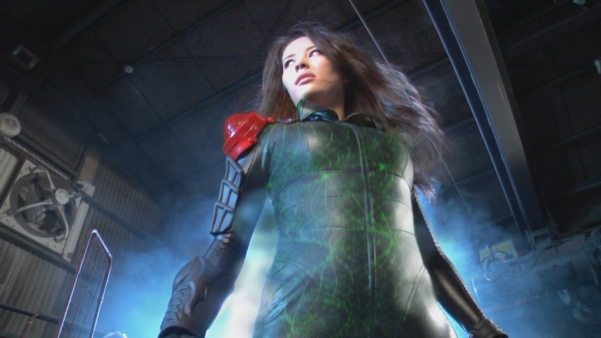 BLACK WOLF - SUPERHEROINE COSPLAY