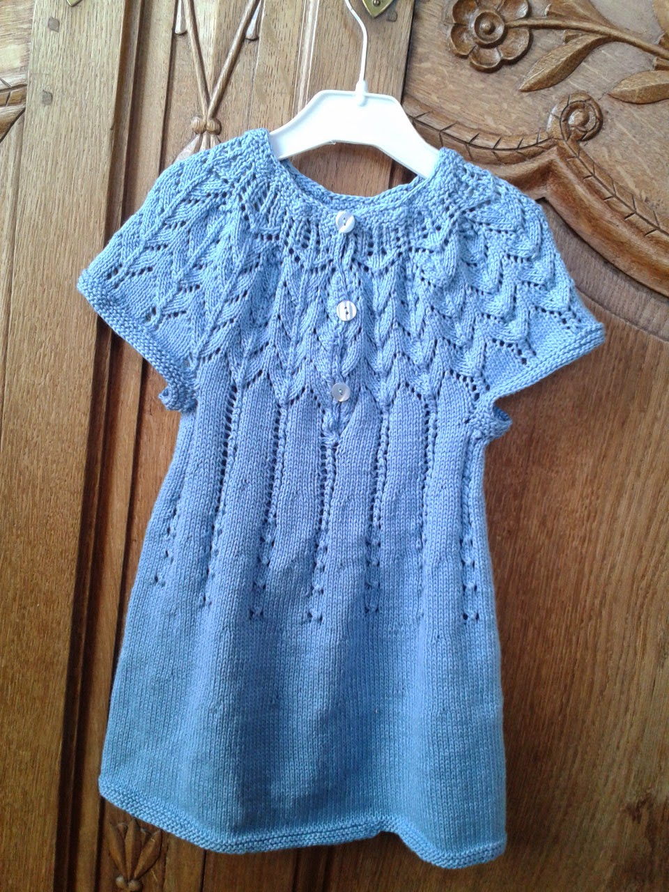 Robe ajour?�e Phildar