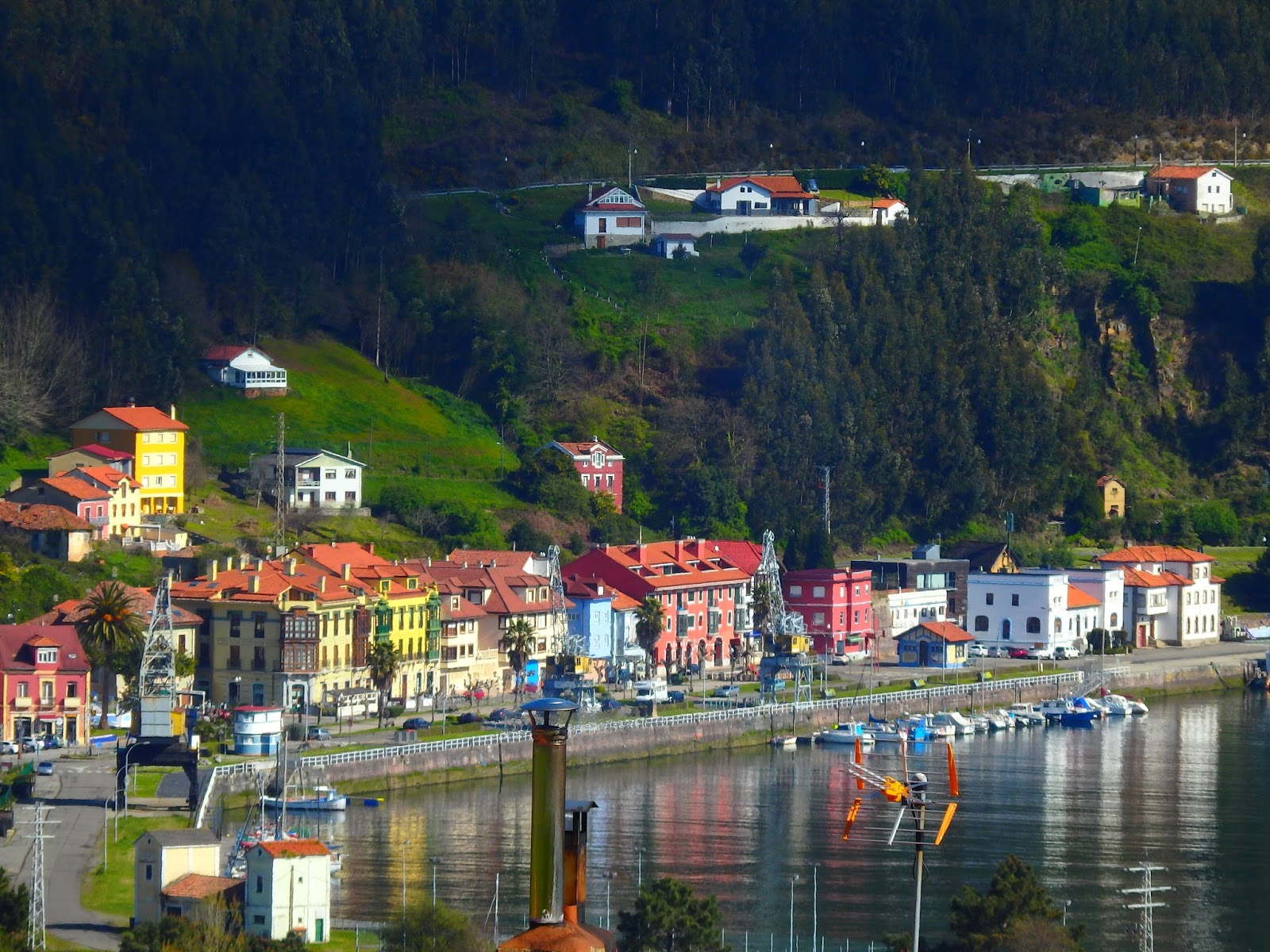 Xurde Morán ERA "LA CALLE MAYOR DEL CAMINO" EN MUROS DE NALÓN