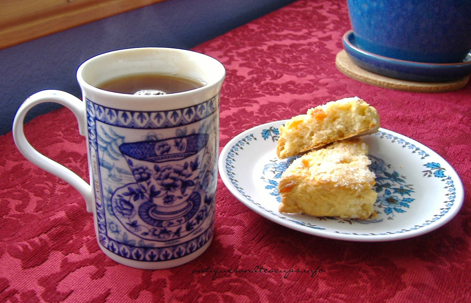 Antiques And Teacups More Bainbridge Island, Streamliner Diner, Church