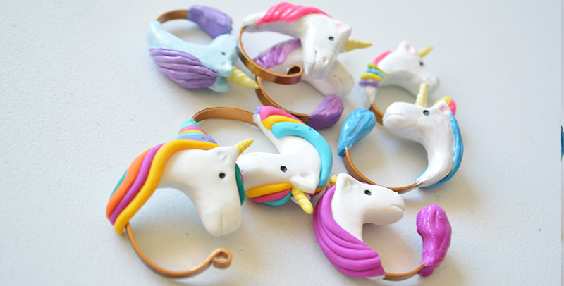 Cómo hacer anillos para niños con forma de unicornio