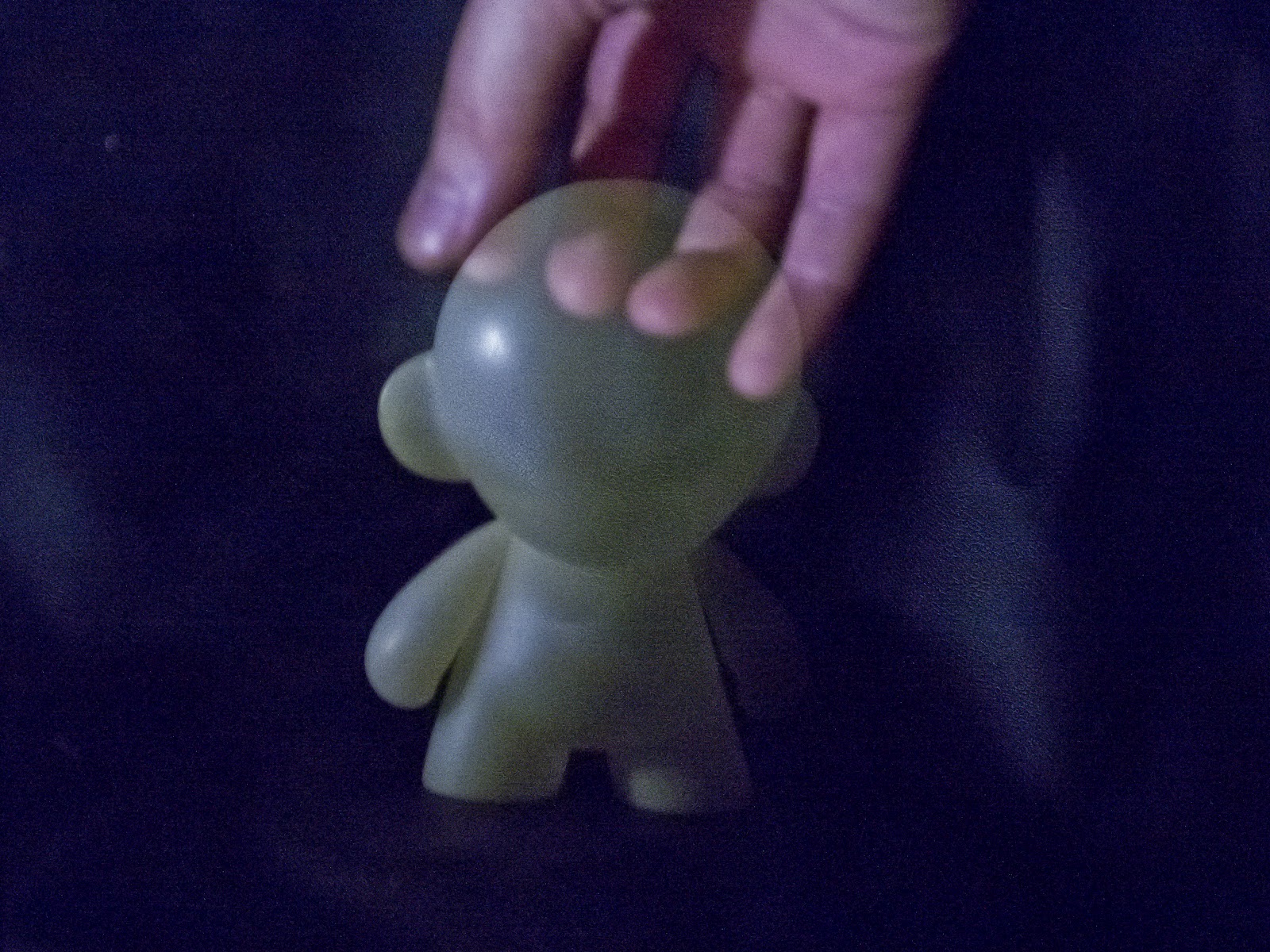 ÜBERNOTES Papper's ghost Glass test results