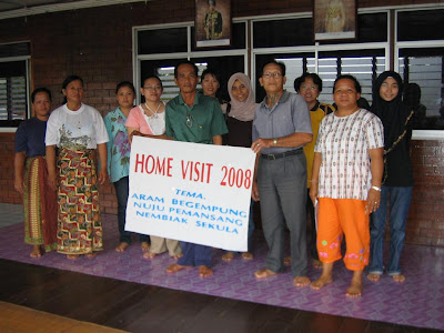 INOVASI | Program Home Visit: Pendidikan Sekolah ke Rumah Panjang