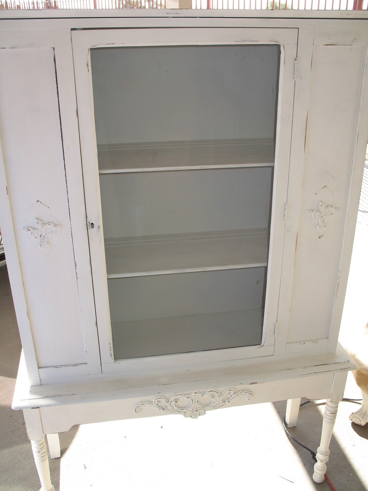 shabby and chic Vintage Painted Curio