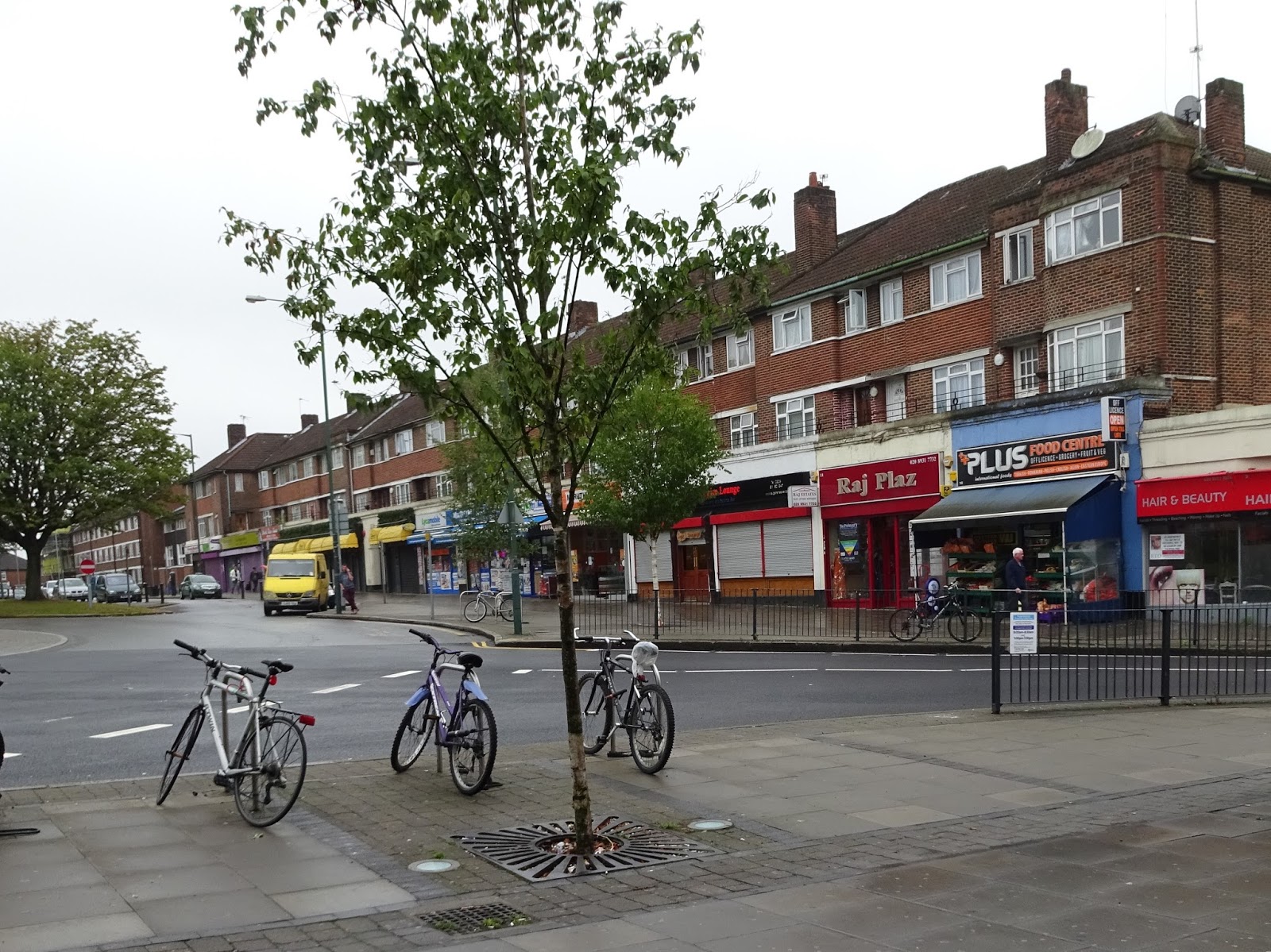 London Underground Towns Queensbury