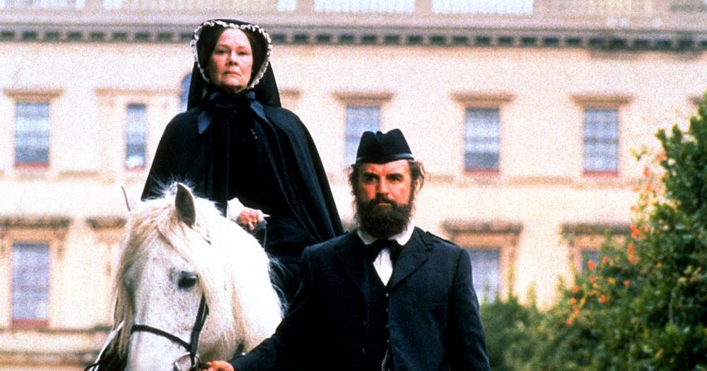 La Dame De Windsor Le Miroir des fantômes: La Dame de Windsor : Highlander