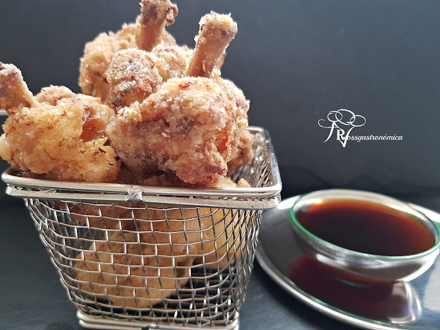 Chupa Chups de Pollo frito al estilo coreano ( Dak twigim )