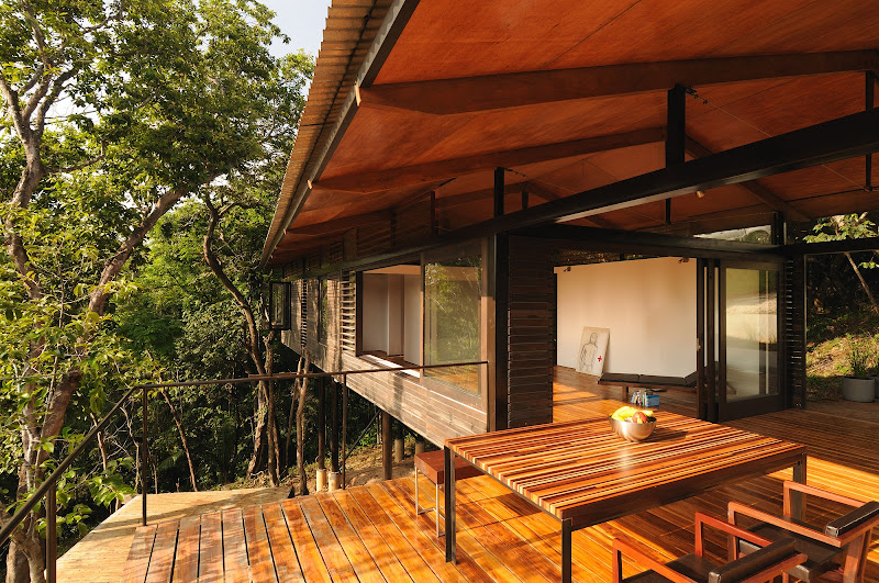 K House - Datum Zero