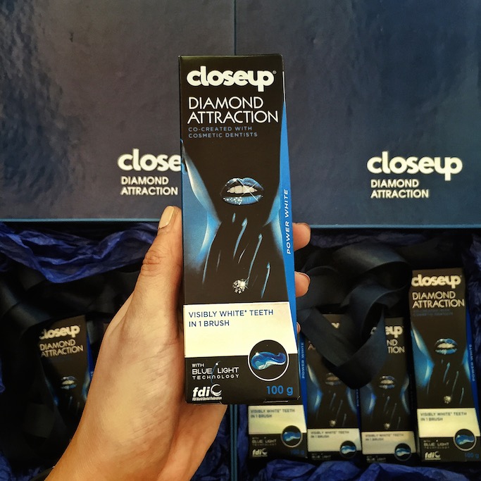 How To Achieve Whiter Teeth — Anagon