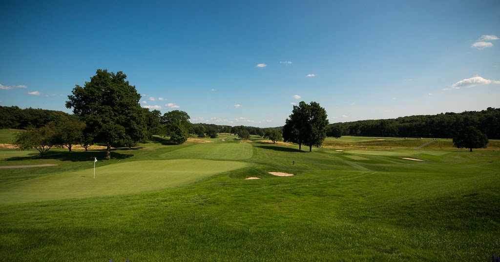 What Is the Dance Floor in Golf?