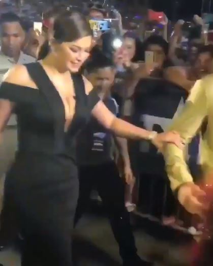 Angel Locsin Was Smoking Hot In The Sexy Black Dress She Wore On The Finale Of PGT Angel Locsin Was Smoking Hot In The Sexy Black Dress She Wore On The Finale Of PGT