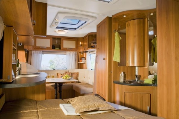 50 fantastic luxury motor-homes on wheels!