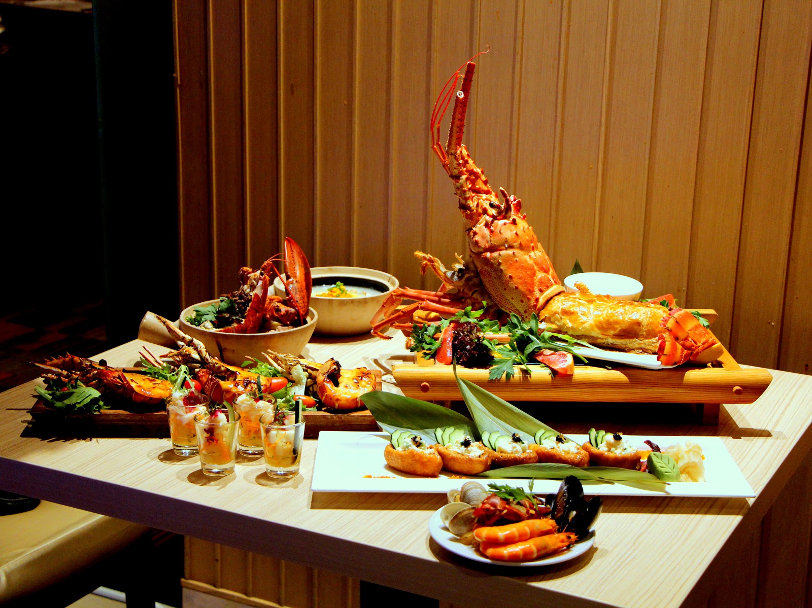 PARKROYAL On Kitchener Road Knock Yourself Out With This Luxurious