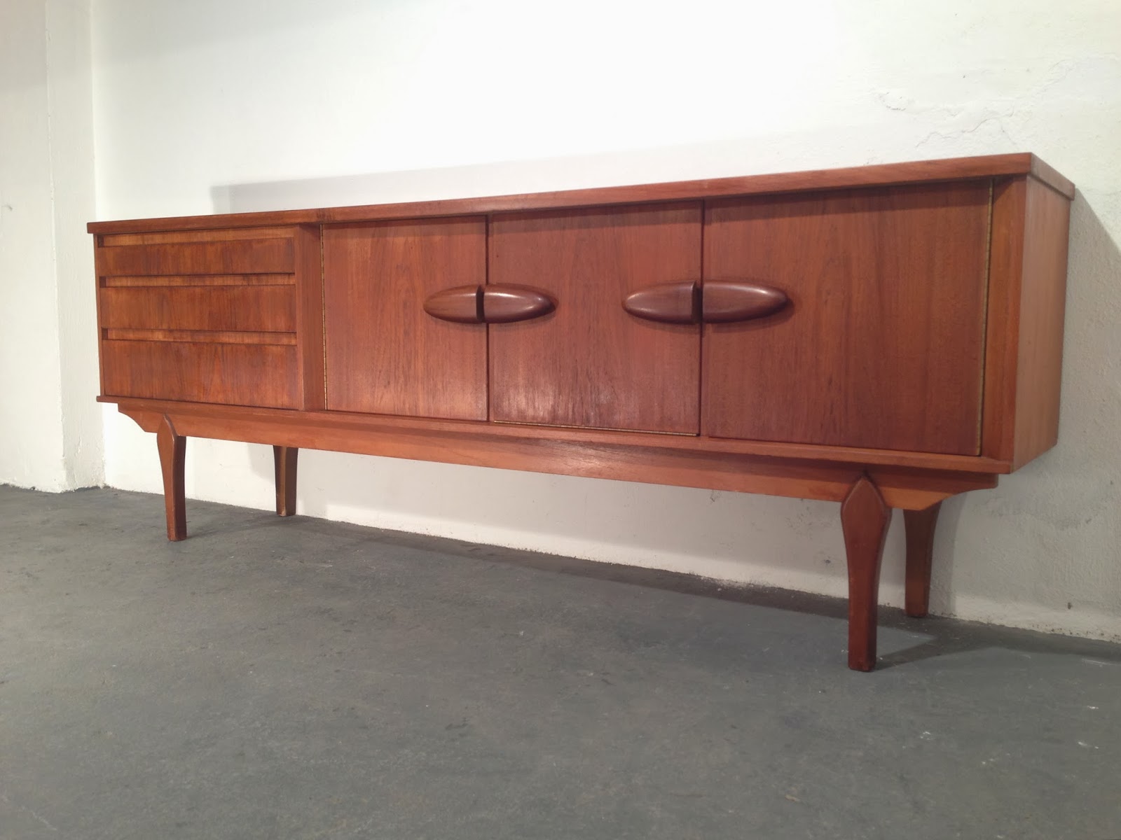 Vintage Furniture Ireland OCD Vintage Retro Sideboard
