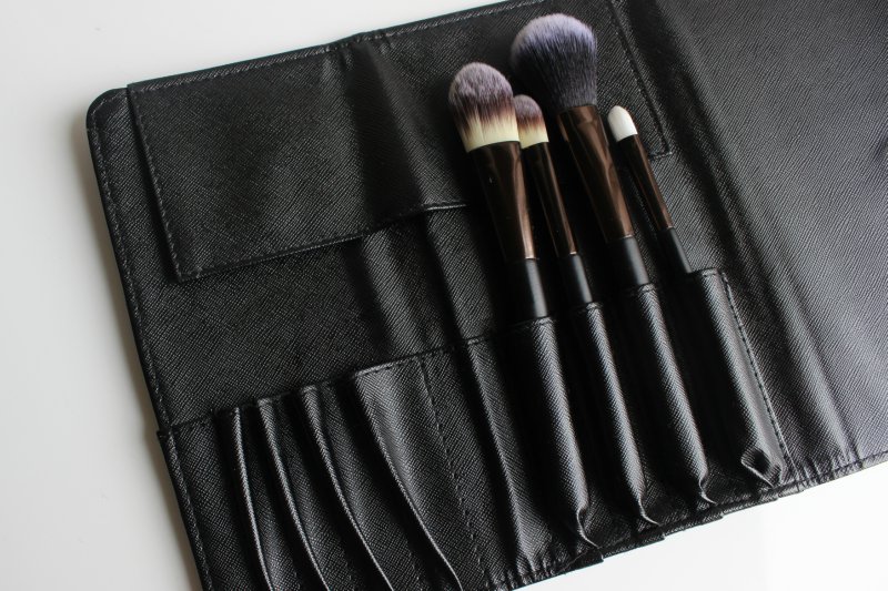 No7 Core Collection Brush Set Review | The Sunday Girl