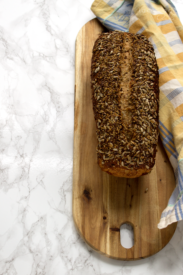 multigrain-country-bread-#breadbakers