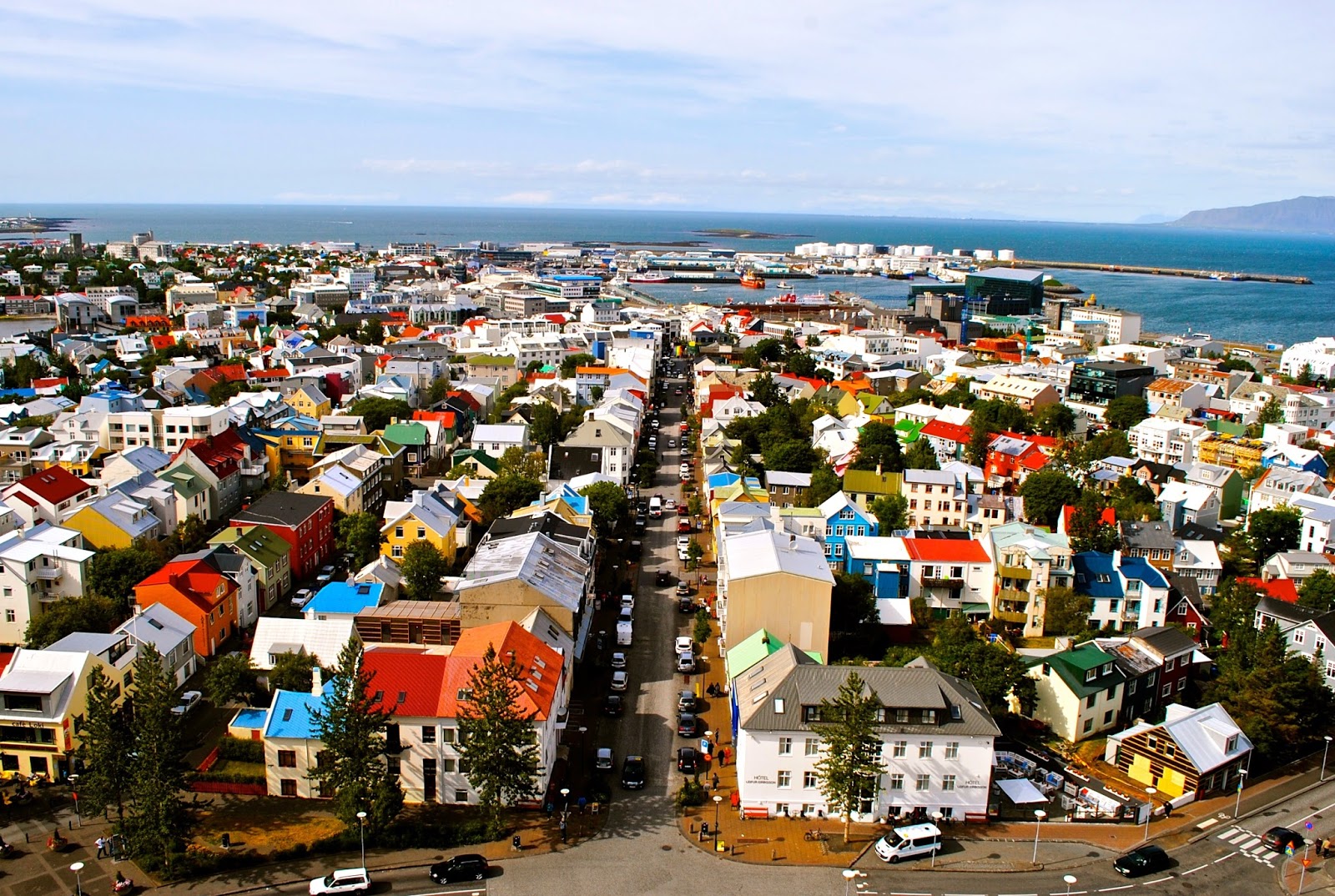Things to do in Reykjavik Iceland : Admire the view from the Hallgrimskirkja church clock tower