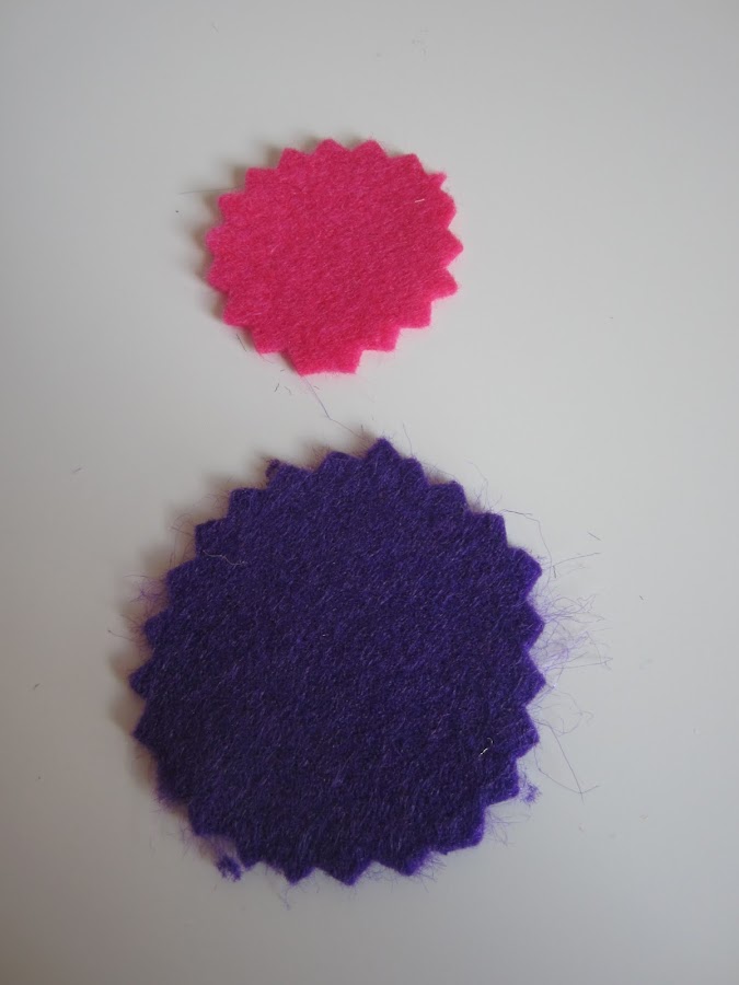 mis nancys, mis peques y yo, tutorial facil DIY tul y tela circulos fieltro