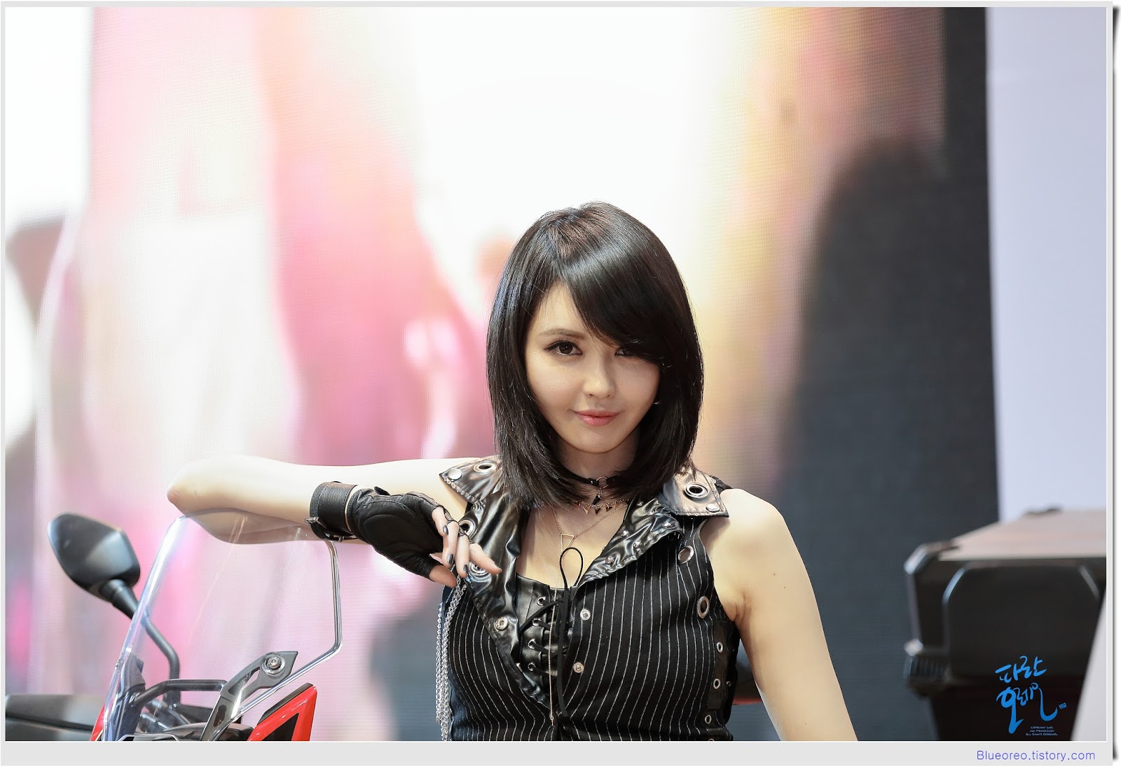 Kang Yui - Seoul Motor Cycle Show ~ Cute Girl - Asian Girl - Korean ...