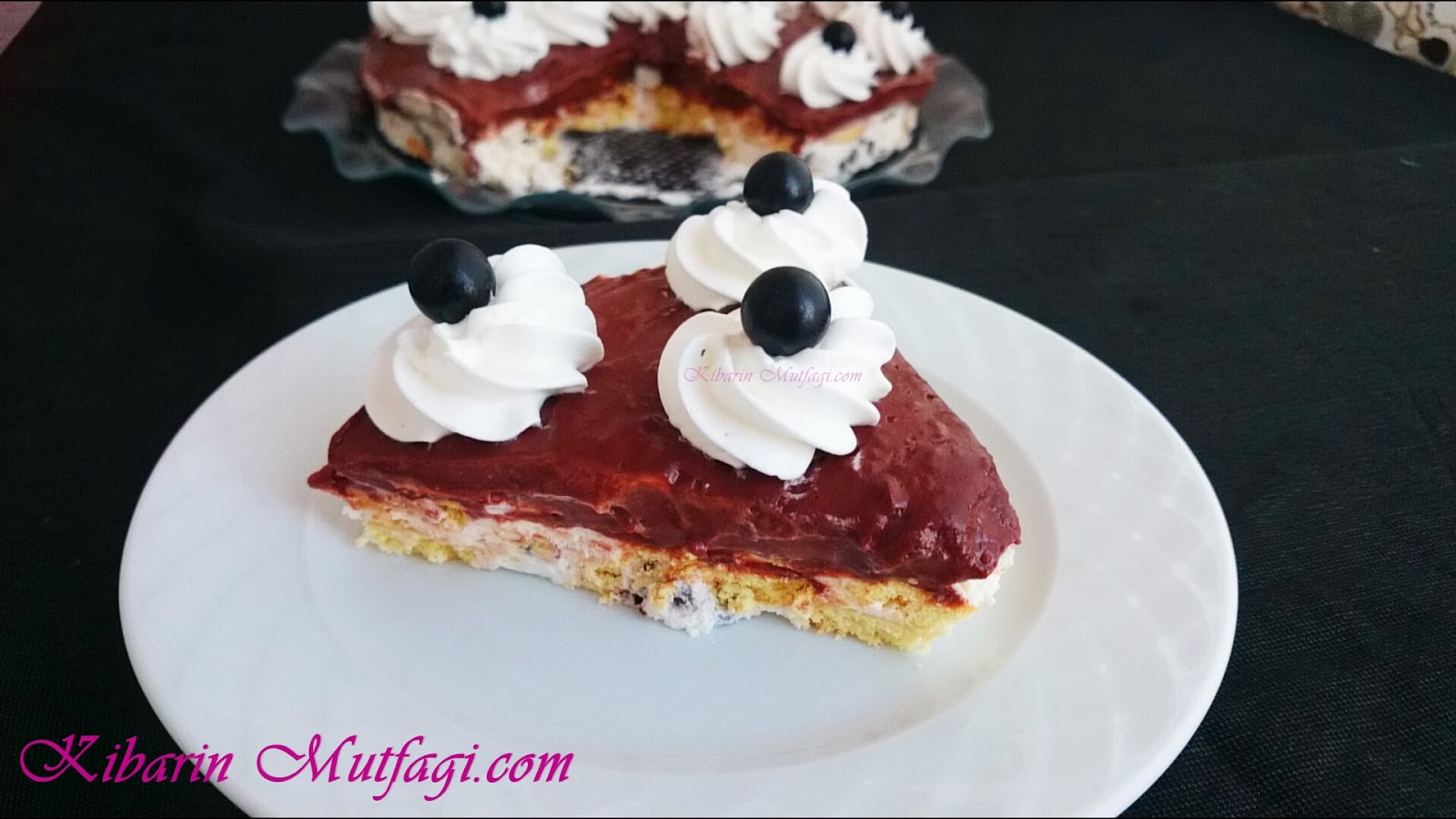 Bebe Bisküvili yaş pasta tarifi Kibarin Mutfagi