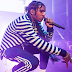 ASAP Rocky se irrita em show na China, joga microfone no chão e abandona palco