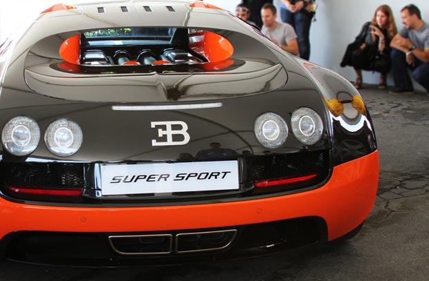 Sports Cars: Bugatti veyron super sport,Bugatti veyron