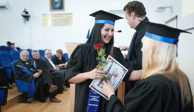 Tips Karier Fresh Graduate Tips Karier Fresh Graduate