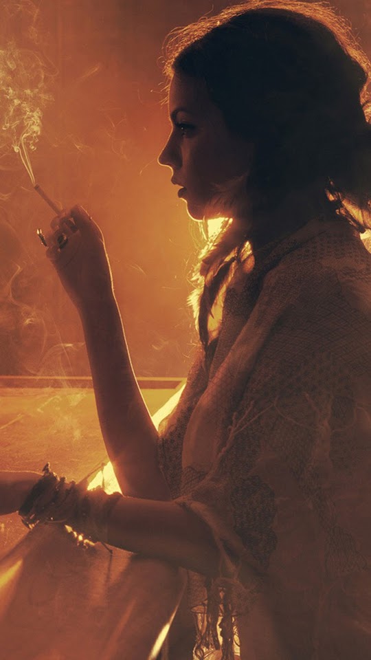   Young Woman Smoking   Galaxy Note HD Wallpaper
