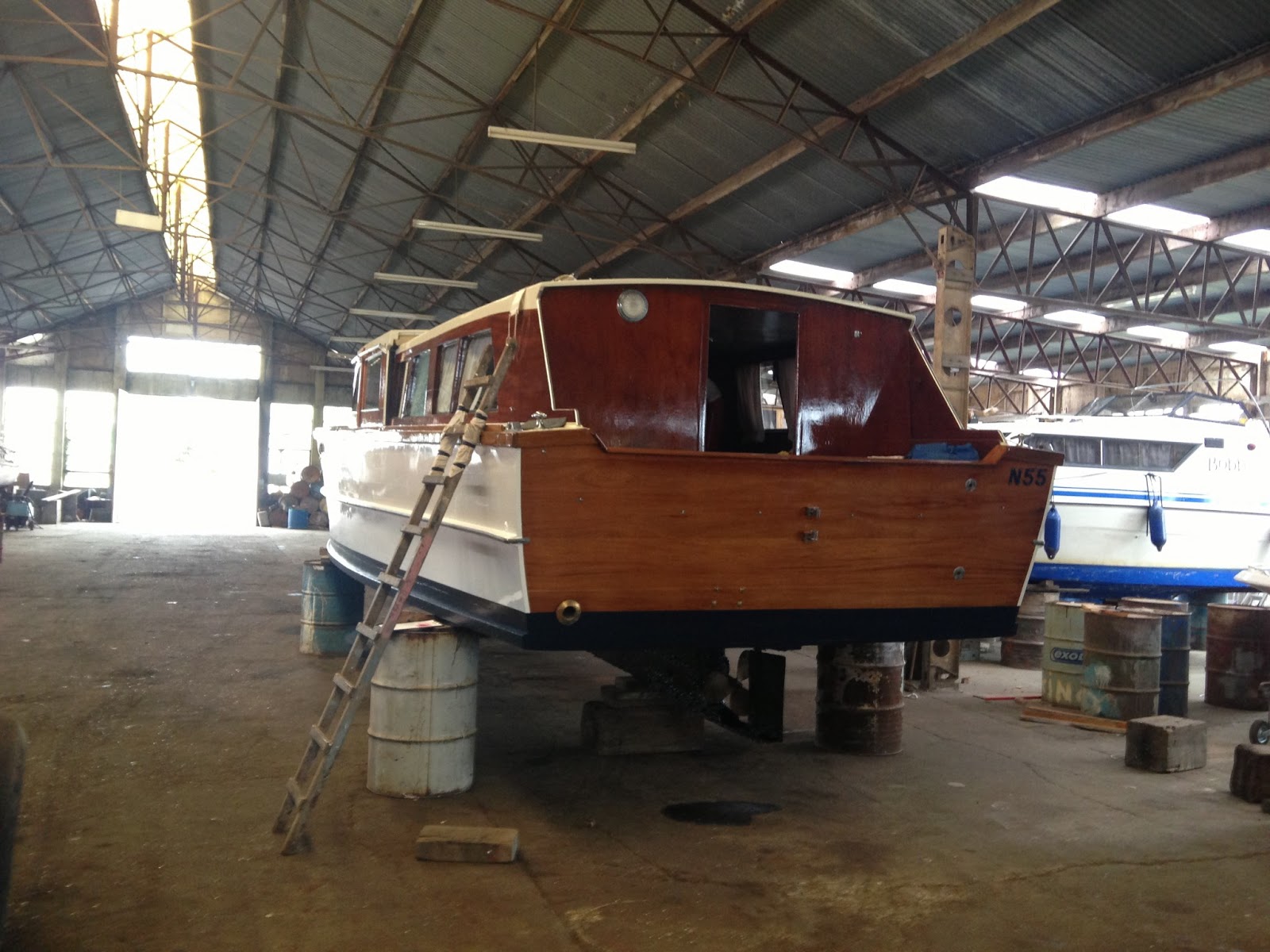 UK Marine Surveyor based in Preveza Greece. Fiestabell of Bell boats