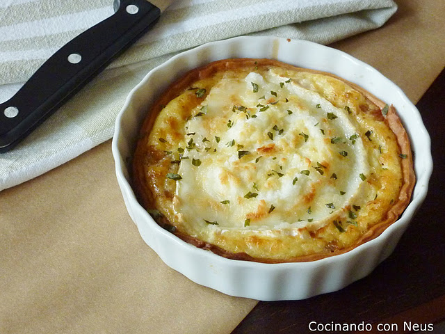  Tarta de cebolla caramelizada con queso de cabra 