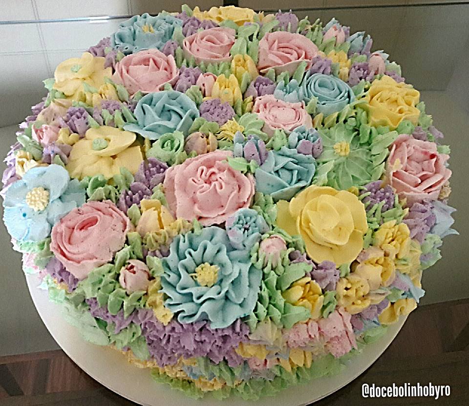 Doce Bolinho by Ro Bolo Candy Flowers