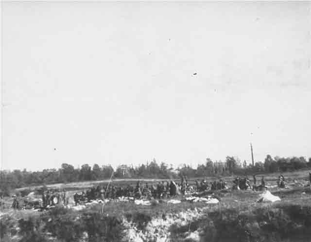Babi Yar Ravine massacre 29 September 1941 worldwartwo.filminspector.com