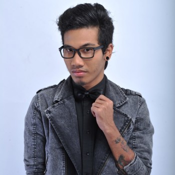 Profil dan Biografi Dimas Rangga Bassis LAST CHILD ~ Muhammad Bahrul Ulum